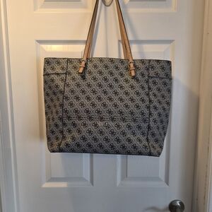 Guess Delaney XL Handbag